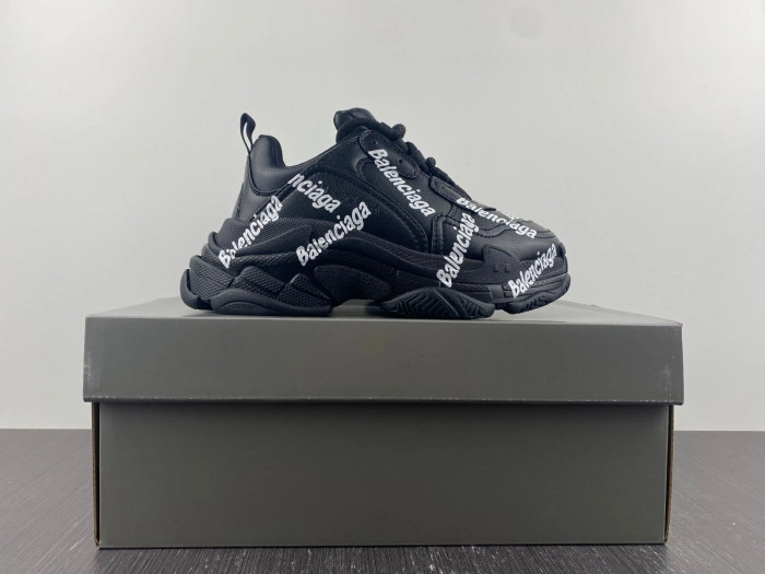 BLCG Sneaker Triple.s.Black 536737 W2FAB1090