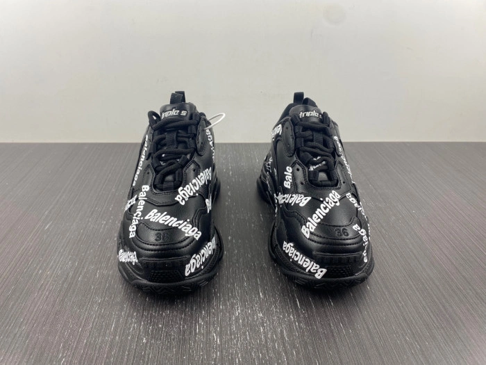 BLCG Sneaker Triple.s.Black 536737 W2FAB1090