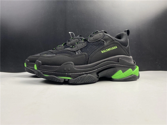 BLCG Sneaker Triple.s.Gomma  black and green 524039 W2PW1 4881