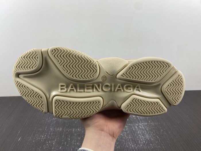 BLCG Sneaker Triple.s.Gomma Beige letters