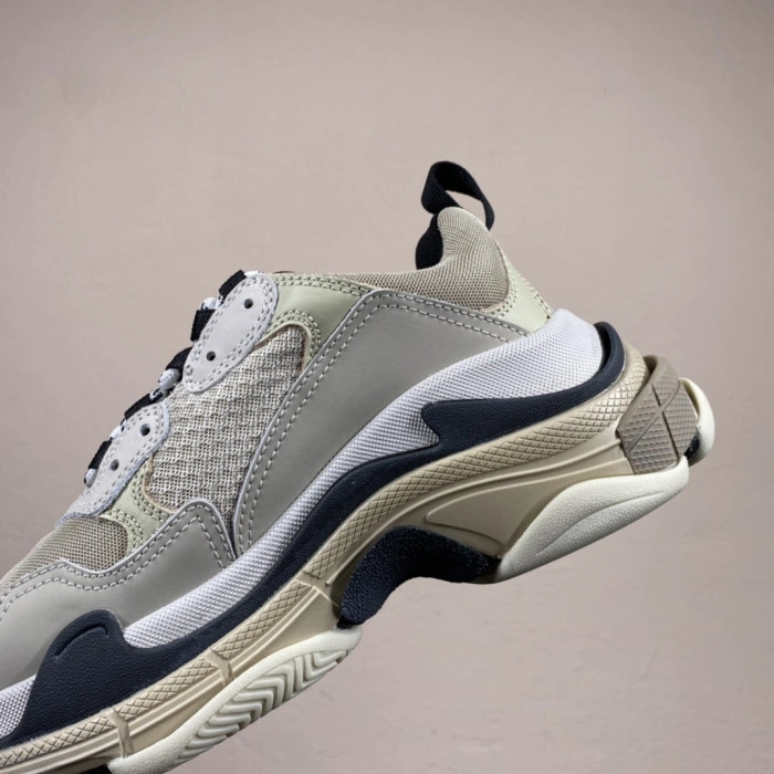 BLCG Sneaker Triple.s.Gomma Grey Black 524039 W03B5 9872