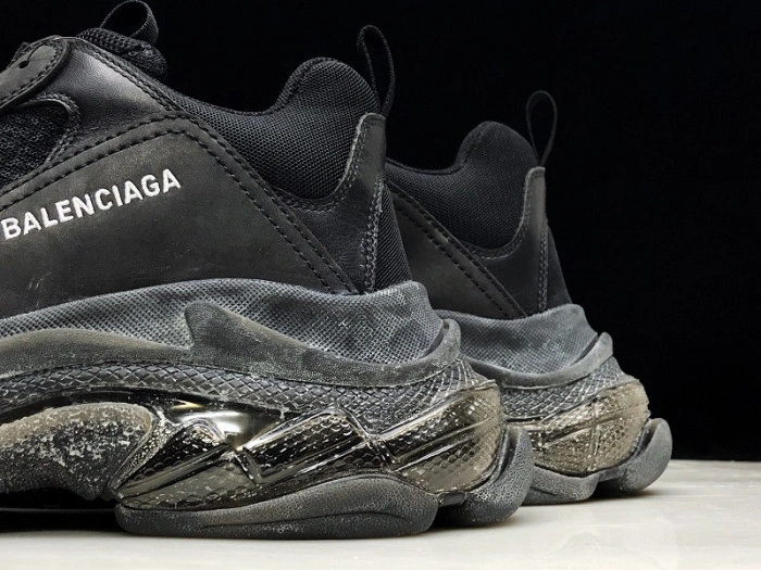 BLCG Sneaker Triple.s.Gomma "Black" 541624 W0901 1000