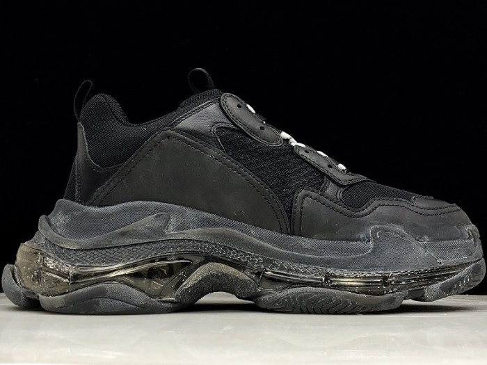 BLCG Sneaker Triple.s.Gomma "Black" 541624 W0901 1000