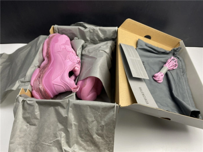BLCG TRIPLE S TRAINER 544351 W2GA1 5760