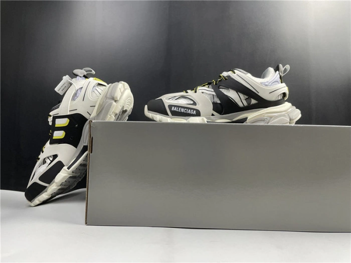BLCG Track Trainer Black White Yellow 542023 W1GB1 2257