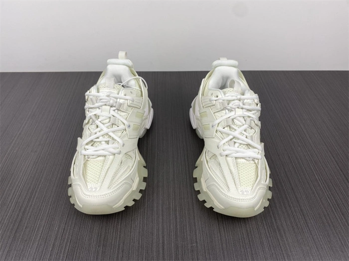 BLCG Track Trainer White Glow In The Dark  542436 W3CR1 9000