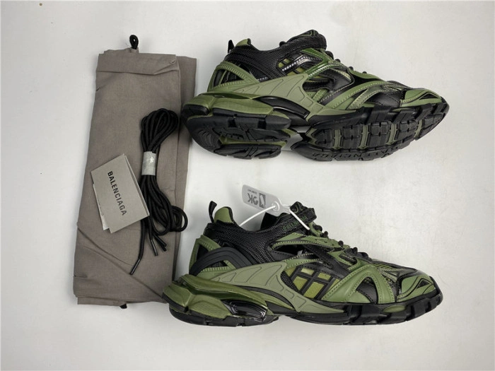 BLCG Track.2 black and green 568614 W3AE1 2311