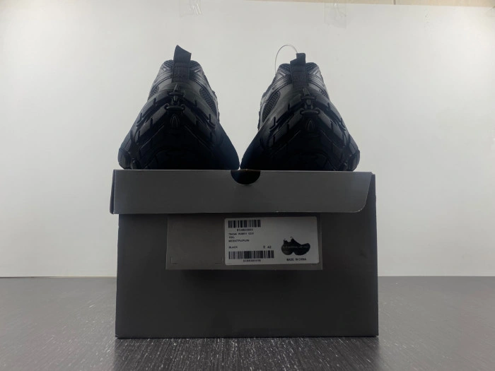 Balenciaga 6XL Sneaker