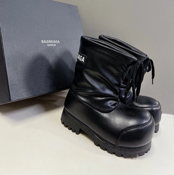 Balenciaga Boots (leather)