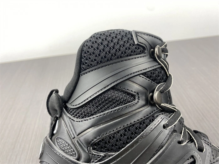 Balenciaga Track