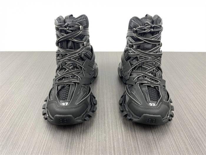 Balenciaga Track