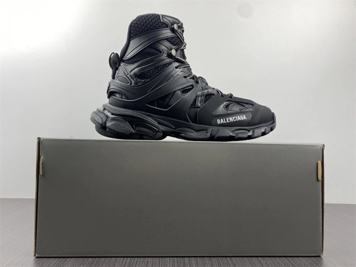 Balenciaga Track