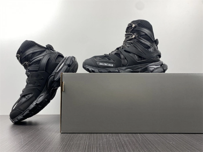 Balenciaga Track