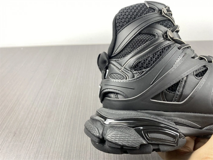 Balenciaga Track