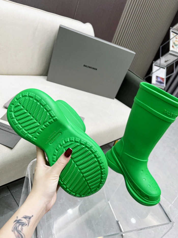 Balenciaga x Crocs Boot Green (W) 677388W1S8E3033