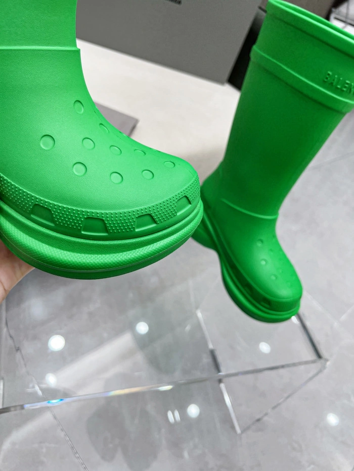 Balenciaga x Crocs Boot Green (W) 677388W1S8E3033