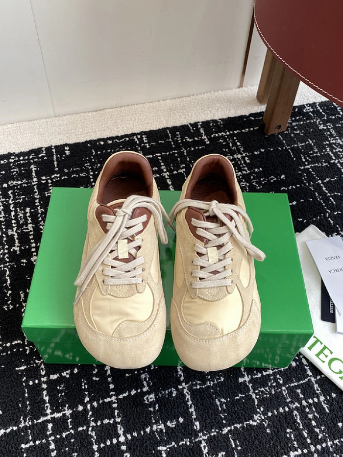 Bo*ttega Veneta Sneaker (EU35-45)