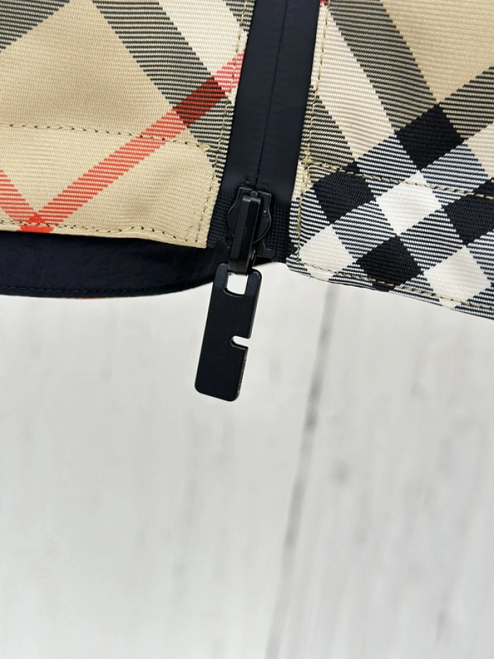 Bur*berry Jacket
