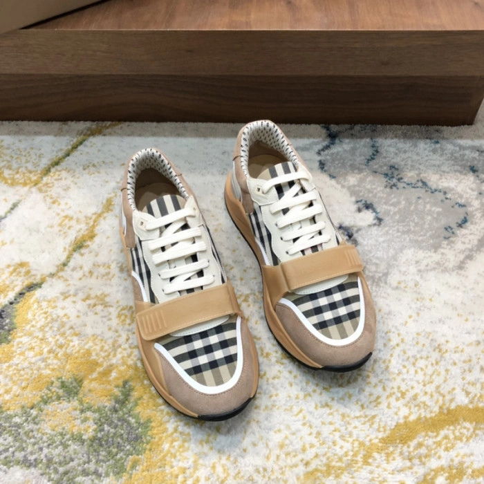 Burberry-Vintage Sneaker