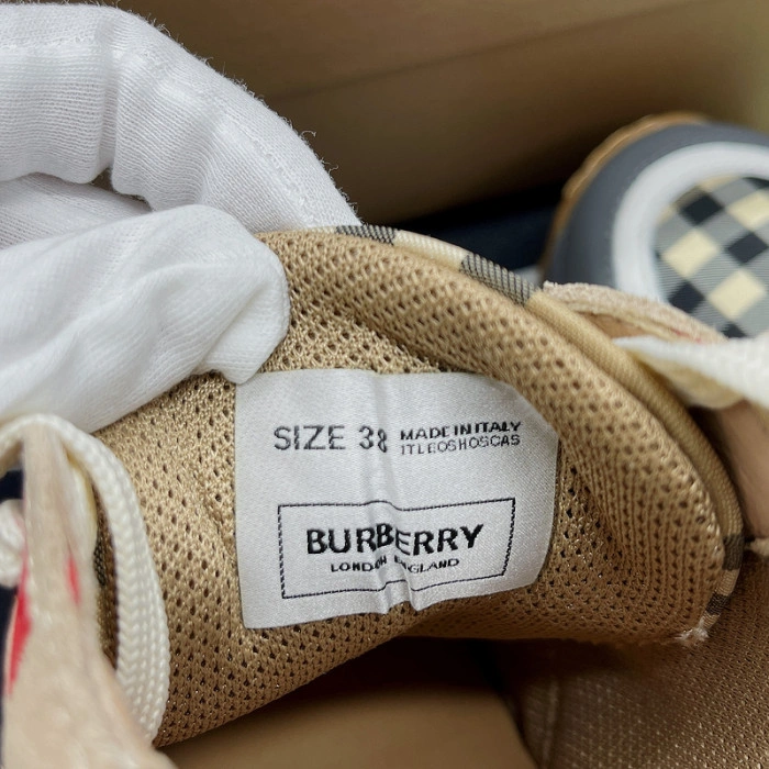 Burberry-Vintage Sneaker