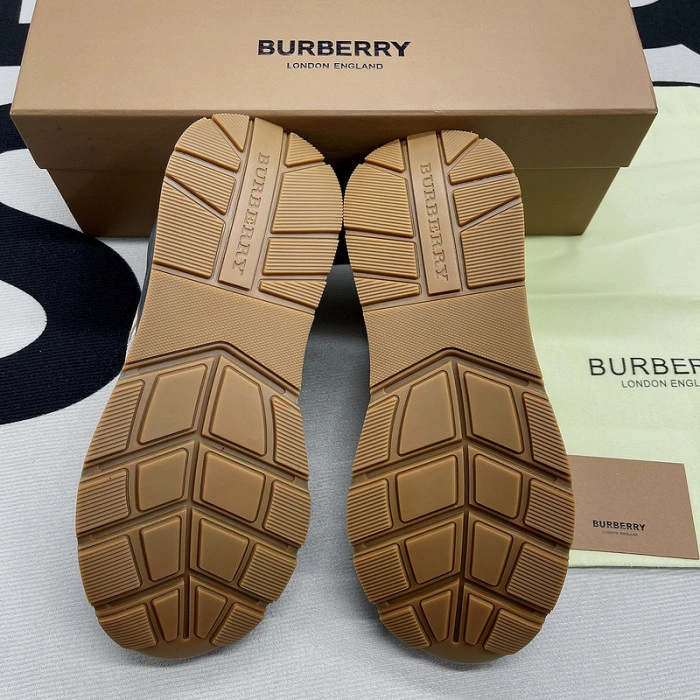 Burberry-Vintage Sneaker