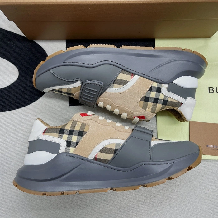 Burberry-Vintage Sneaker