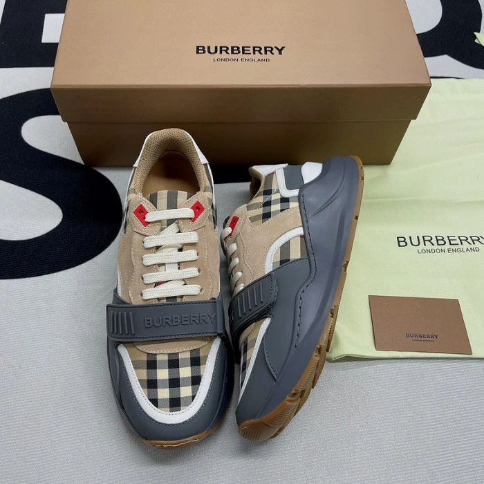 Burberry-Vintage Sneaker