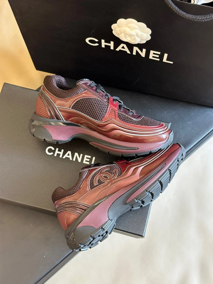 CH@NEL SNEAKERS