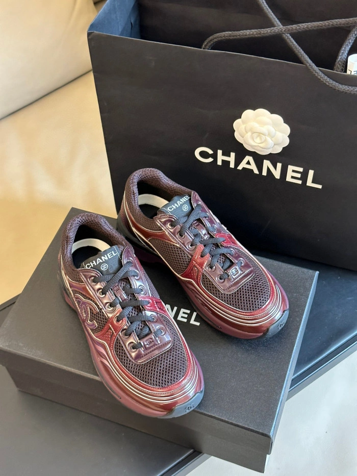 CH@NEL SNEAKERS