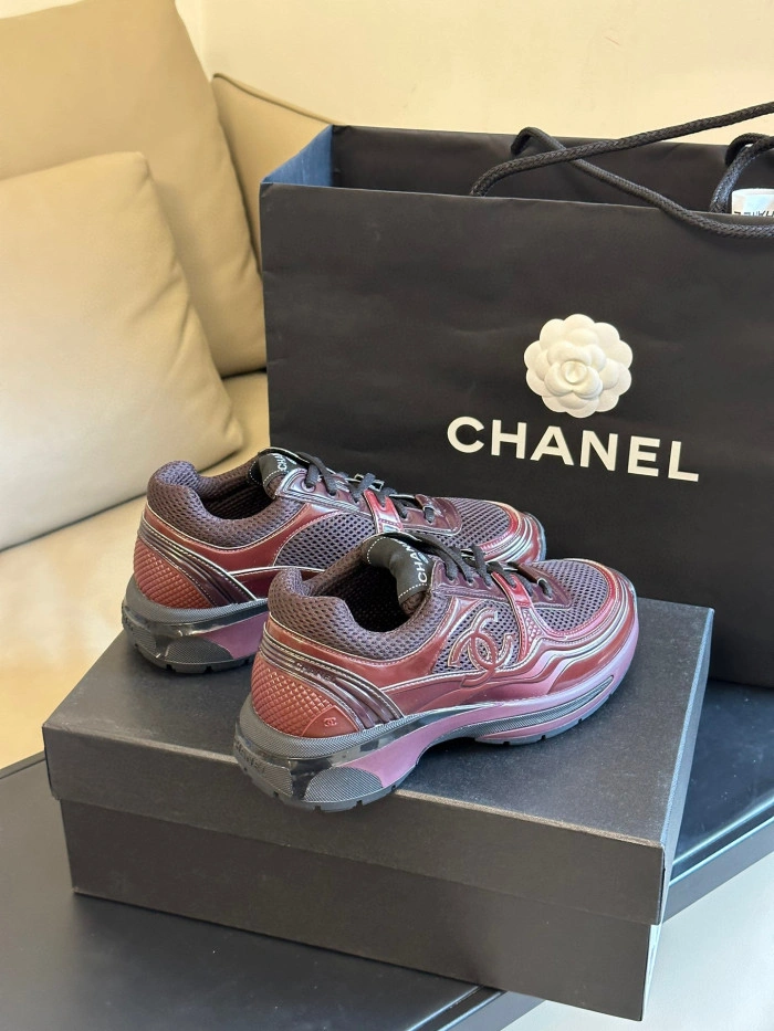 CH@NEL SNEAKERS