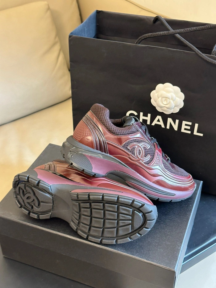 CH@NEL SNEAKERS