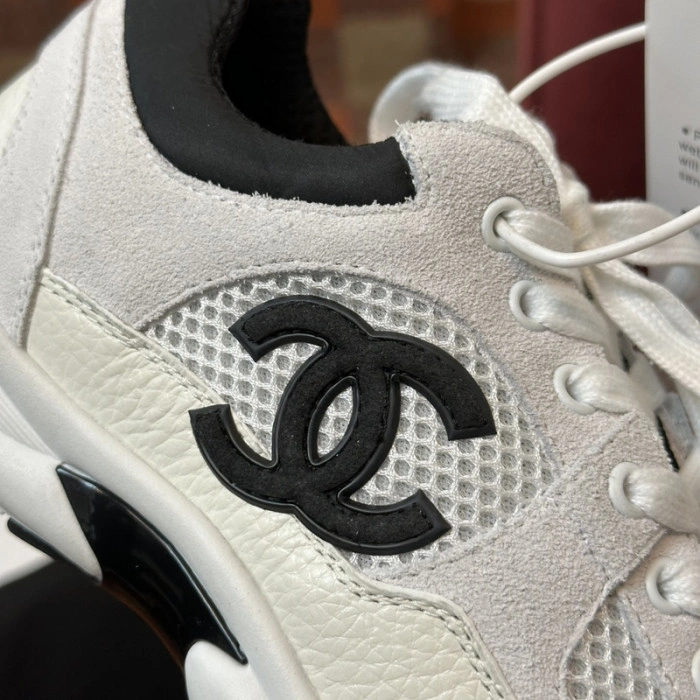 CH@NEL SNEAKERS