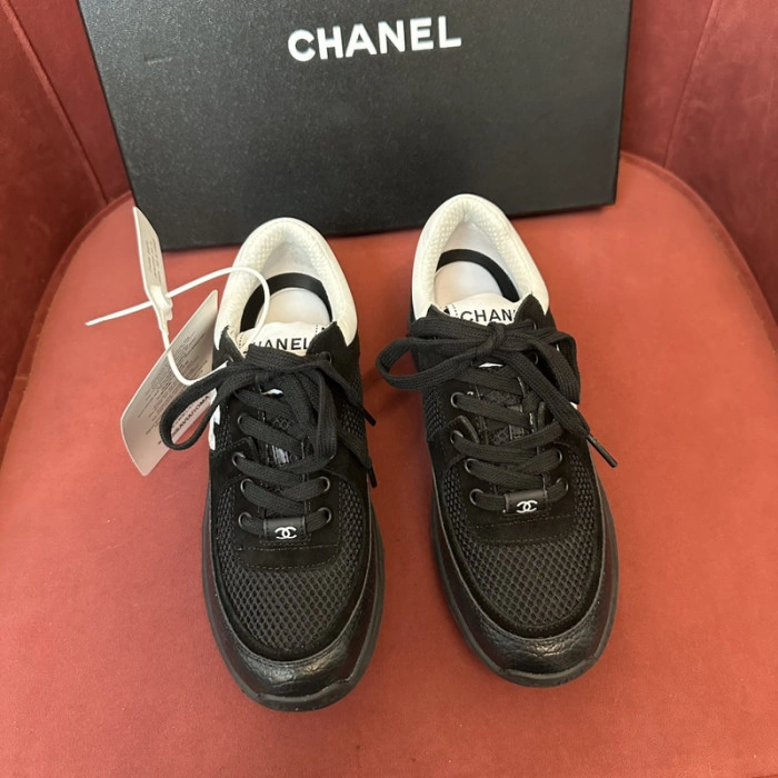 CH@NEL SNEAKERS