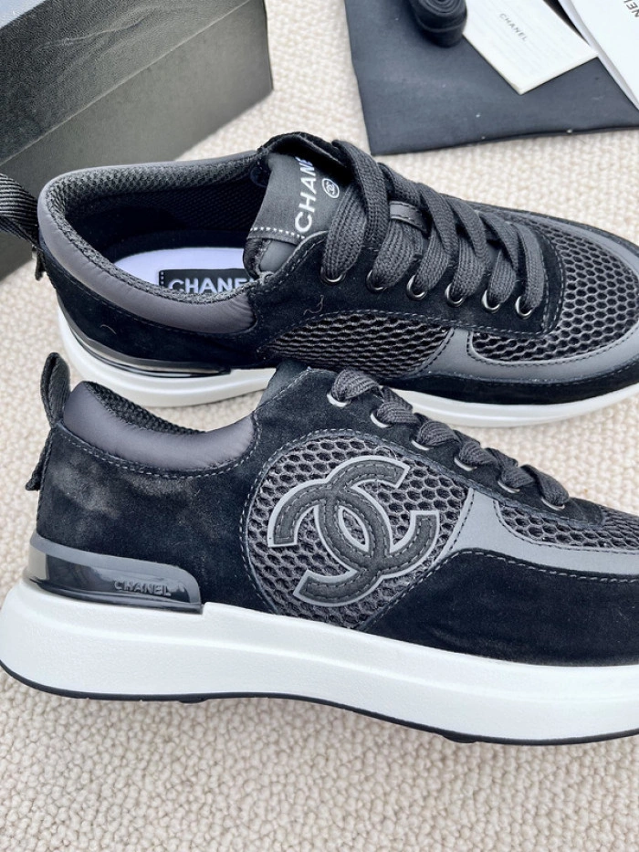 CH@NEL SNEAKERS