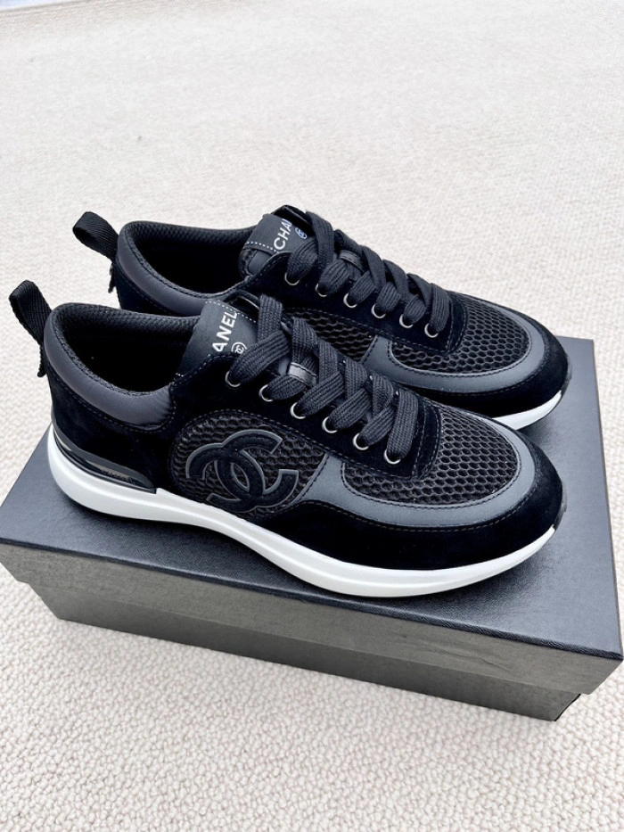 CH@NEL SNEAKERS