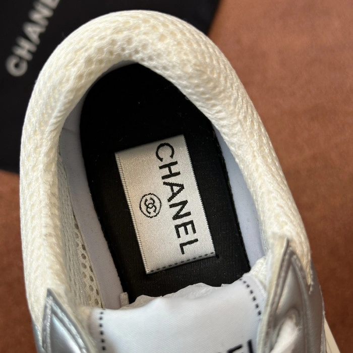 CH@NEL SNEAKERS