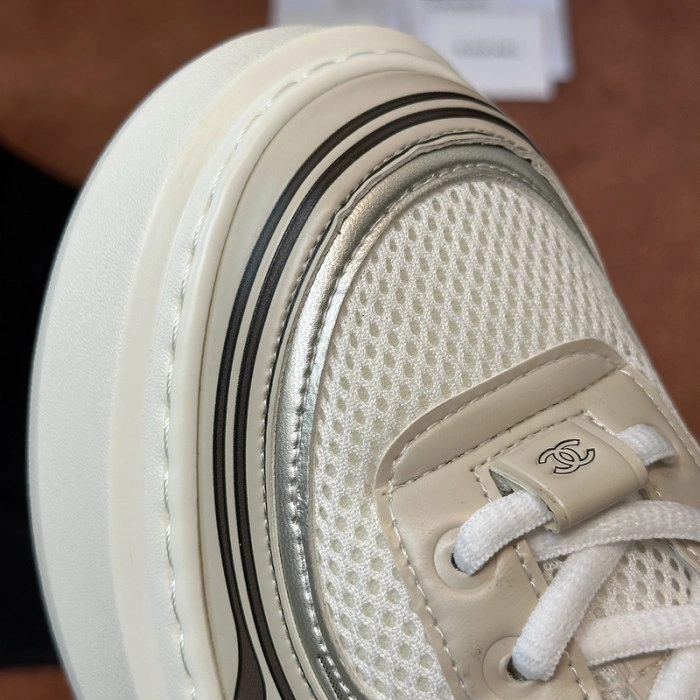 CH@NEL SNEAKERS