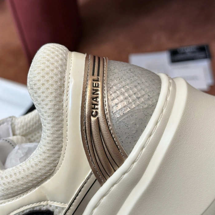 CH@NEL SNEAKERS