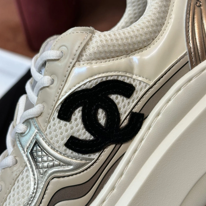 CH@NEL SNEAKERS