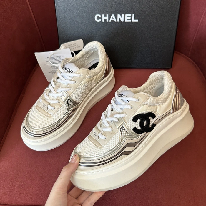 CH@NEL SNEAKERS