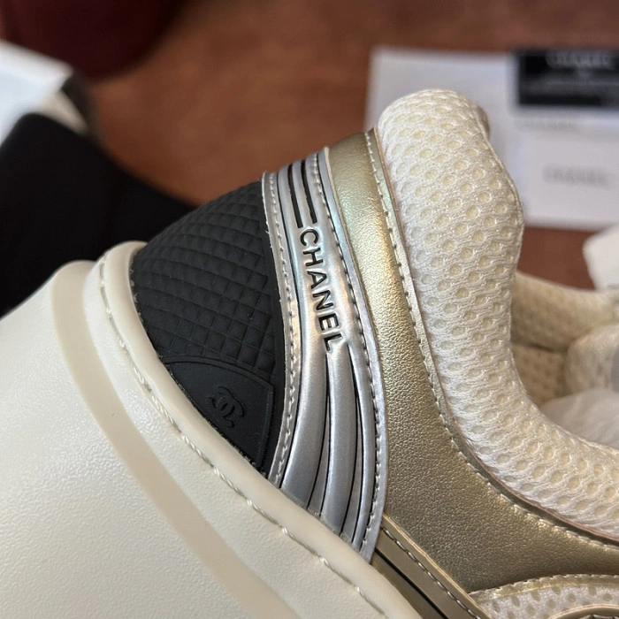 CH@NEL SNEAKERS