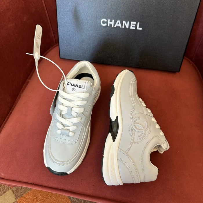 CH@NEL SNEAKERS