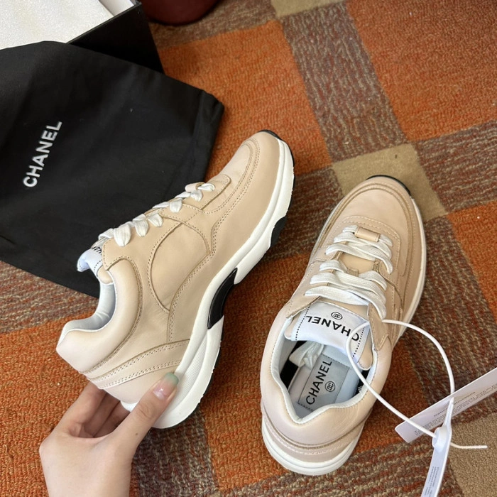 CH@NEL SNEAKERS