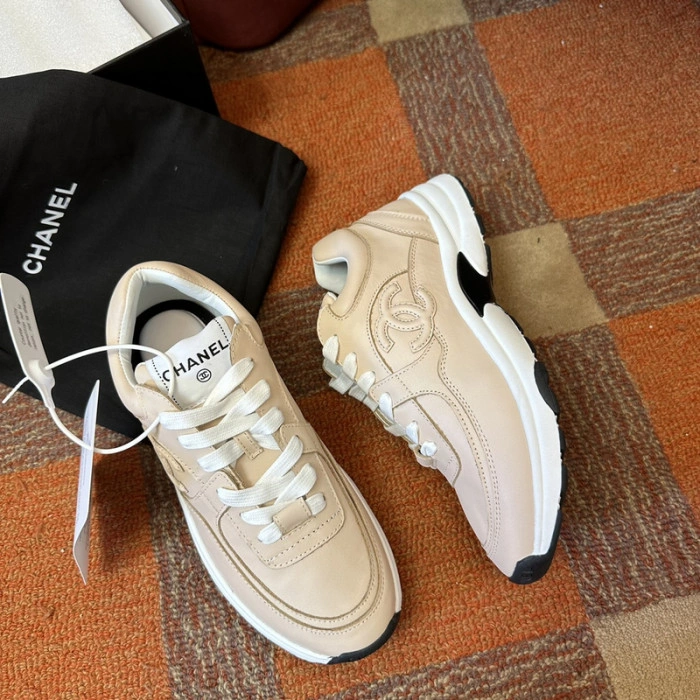 CH@NEL SNEAKERS
