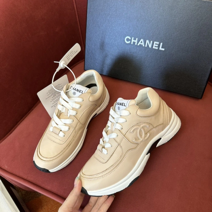 CH@NEL SNEAKERS