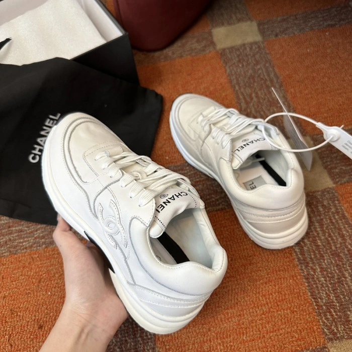 CH@NEL SNEAKERS