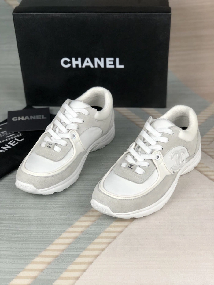 CH@NEL SNEAKERS