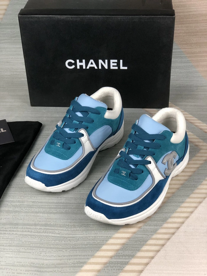 CH@NEL SNEAKERS