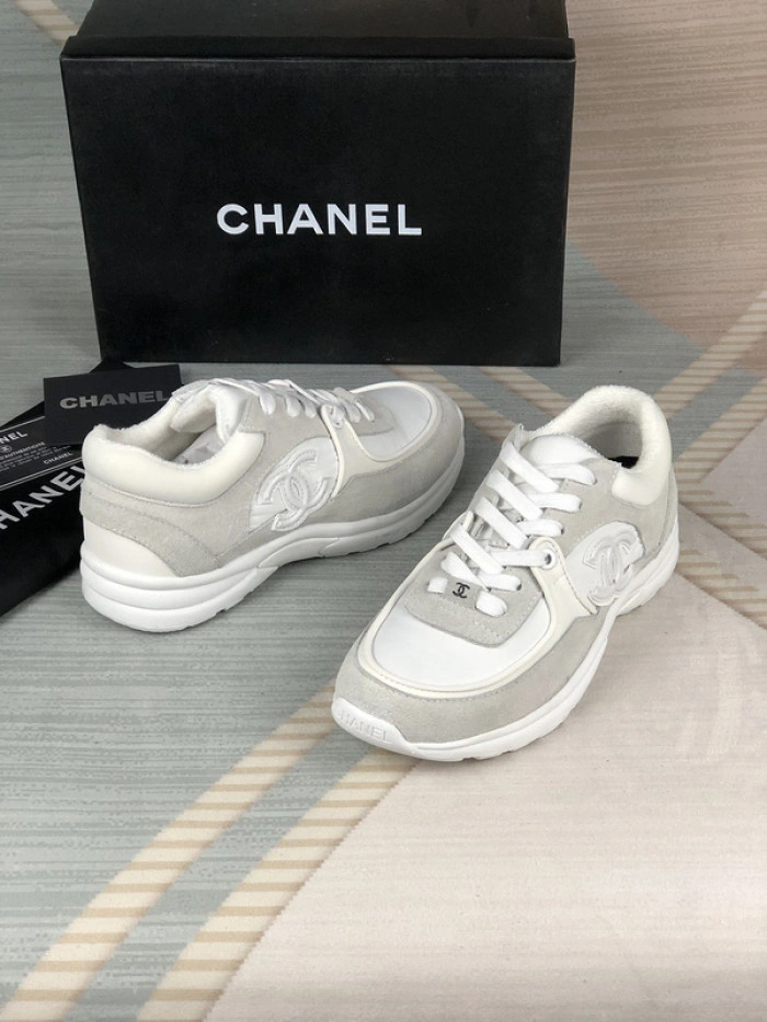 CH@NEL SNEAKERS