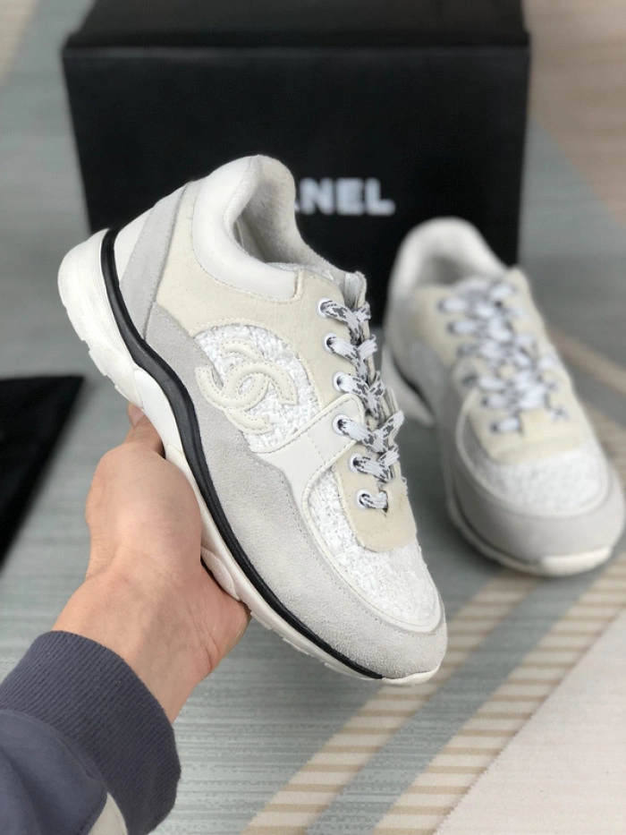 CH@NEL SNEAKERS